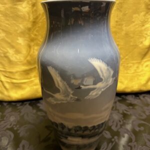 Vaso Royal Copenhagen  Cigni in volo