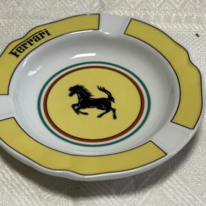 Posacenere pubblicitario Ferrari